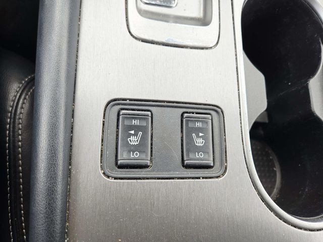 Nissan Murano Vehicle Full-screen Gallery Image 28