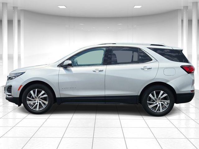 Chevrolet Equinox Vehicle Full-screen Gallery Image 02
