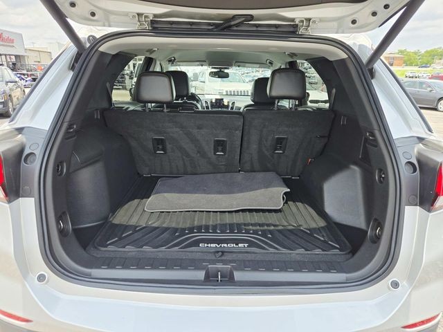 Chevrolet Equinox Vehicle Full-screen Gallery Image 10