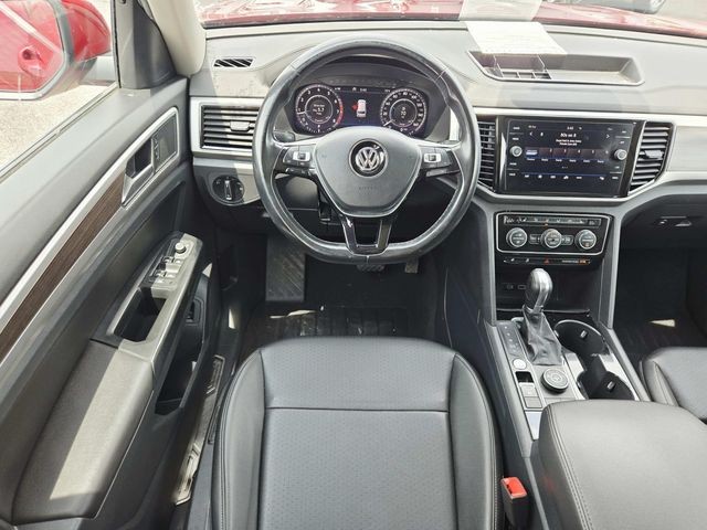 Volkswagen Atlas Vehicle Full-screen Gallery Image 09