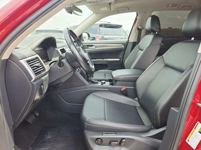 Volkswagen Atlas Vehicle Full-screen Gallery Image 10
