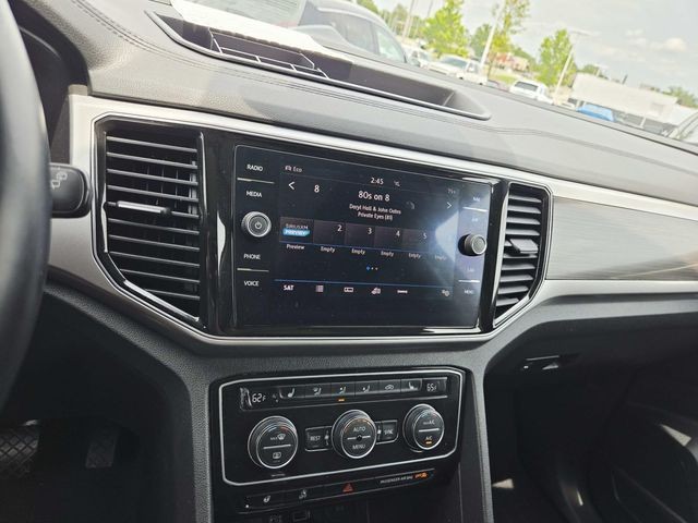Volkswagen Atlas Vehicle Full-screen Gallery Image 25