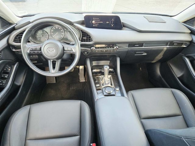 Mazda Mazda3 Vehicle Full-screen Gallery Image 07