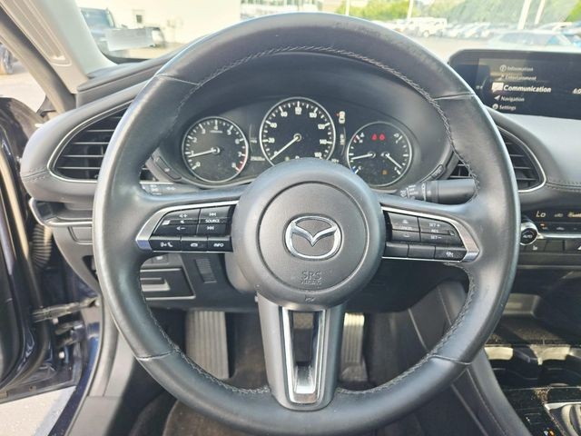Mazda Mazda3 Vehicle Full-screen Gallery Image 16