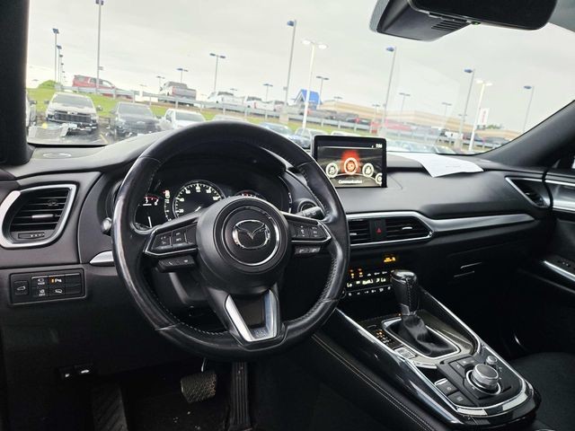 Mazda CX-9 Vehicle Full-screen Gallery Image 07