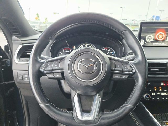 Mazda CX-9 Vehicle Full-screen Gallery Image 11