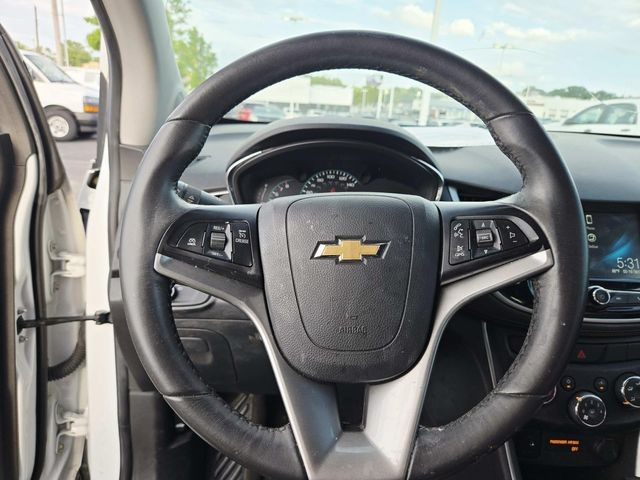 Chevrolet Trax Vehicle Full-screen Gallery Image 06