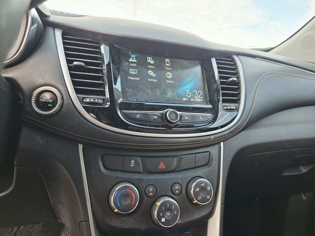Chevrolet Trax Vehicle Full-screen Gallery Image 08