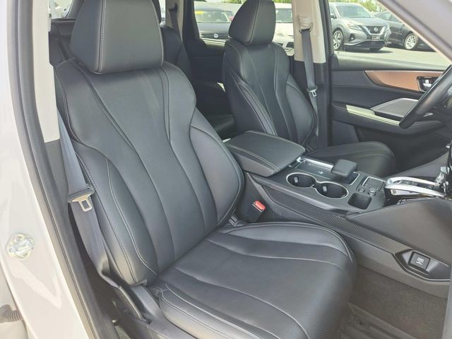 Acura MDX Vehicle Full-screen Gallery Image 15