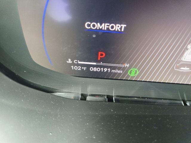 Acura MDX Vehicle Full-screen Gallery Image 22