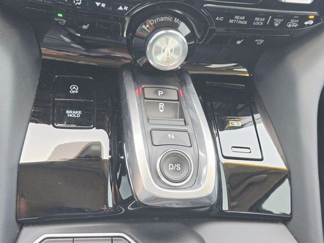 Acura MDX Vehicle Full-screen Gallery Image 29
