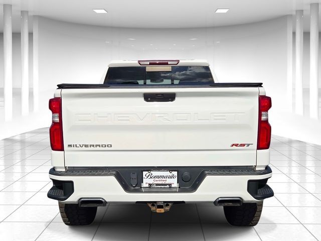 Chevrolet Silverado 1500 Vehicle Full-screen Gallery Image 04