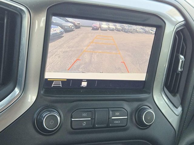 Chevrolet Silverado 1500 Vehicle Full-screen Gallery Image 24