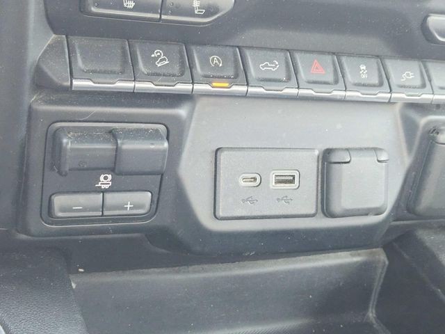 Chevrolet Silverado 1500 Vehicle Full-screen Gallery Image 27