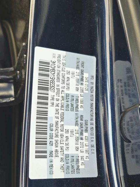 Mazda CX-30 Vehicle Full-screen Gallery Image 34