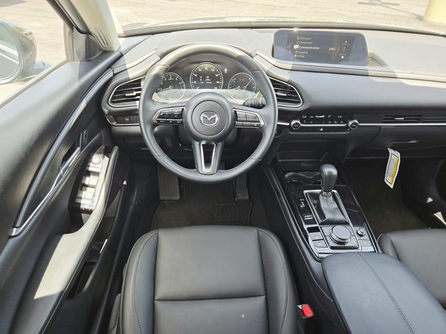 Mazda CX-30 Vehicle Full-screen Gallery Image 07