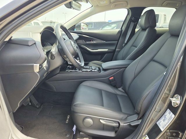 Mazda CX-30 Vehicle Full-screen Gallery Image 08