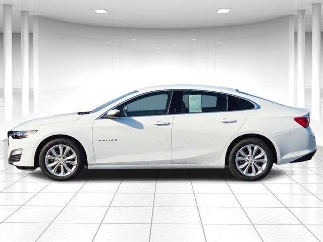 Chevrolet Malibu Vehicle Full-screen Gallery Image 02