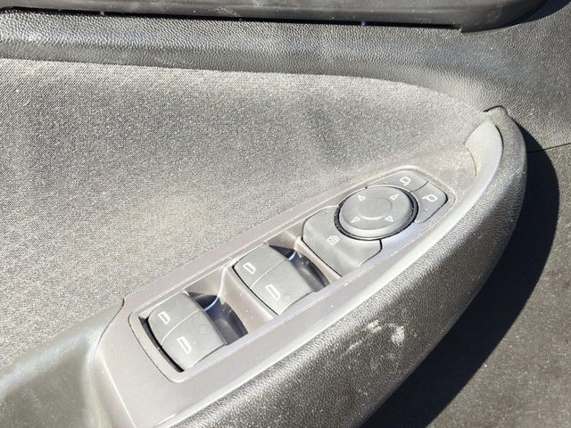 Chevrolet Malibu Vehicle Full-screen Gallery Image 28
