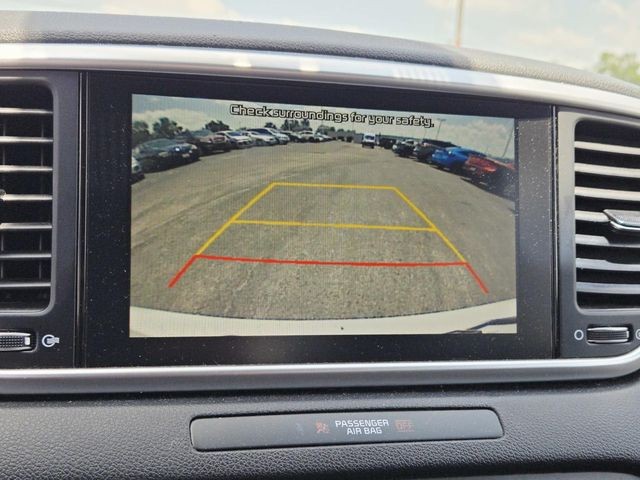 Kia Sportage Vehicle Full-screen Gallery Image 15