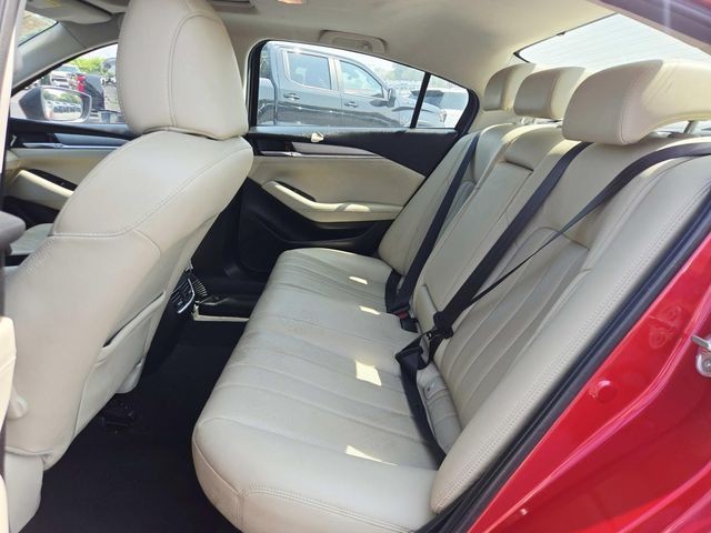 Mazda Mazda6 Vehicle Full-screen Gallery Image 10