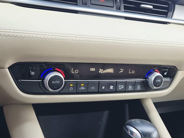 Mazda Mazda6 Vehicle Full-screen Gallery Image 24