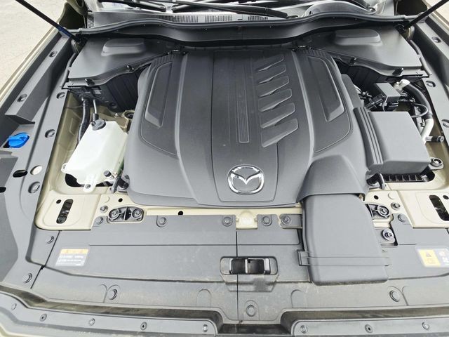 Mazda CX-70 Vehicle Full-screen Gallery Image 16