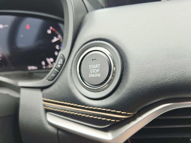 Mazda CX-70 Vehicle Full-screen Gallery Image 28
