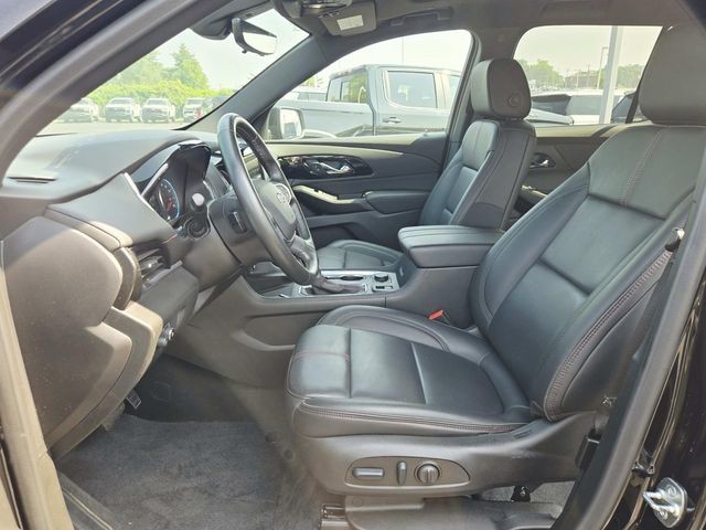 Chevrolet Traverse Vehicle Full-screen Gallery Image 09