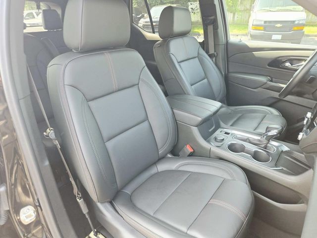Chevrolet Traverse Vehicle Full-screen Gallery Image 17