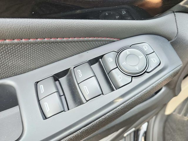 Chevrolet Traverse Vehicle Full-screen Gallery Image 37