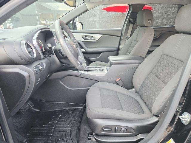 Chevrolet Blazer Vehicle Full-screen Gallery Image 08