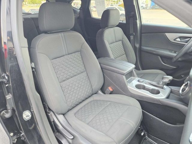 Chevrolet Blazer Vehicle Full-screen Gallery Image 12