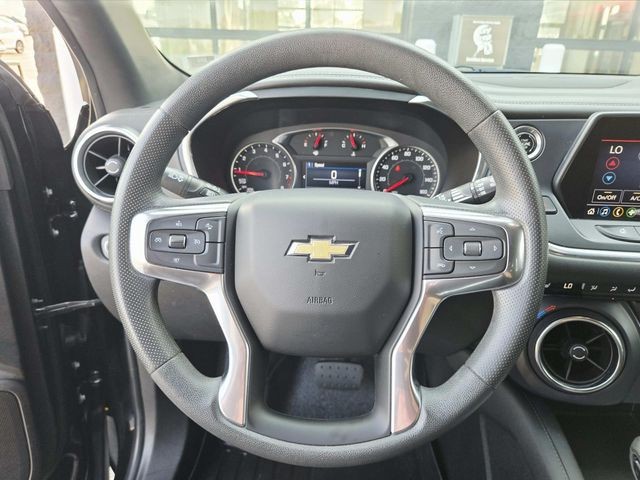 Chevrolet Blazer Vehicle Full-screen Gallery Image 15
