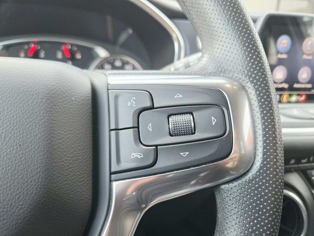 Chevrolet Blazer Vehicle Full-screen Gallery Image 17
