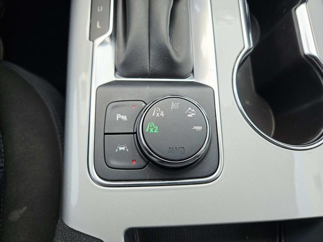 Chevrolet Blazer Vehicle Full-screen Gallery Image 27