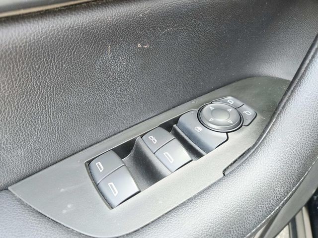 Chevrolet Blazer Vehicle Full-screen Gallery Image 31