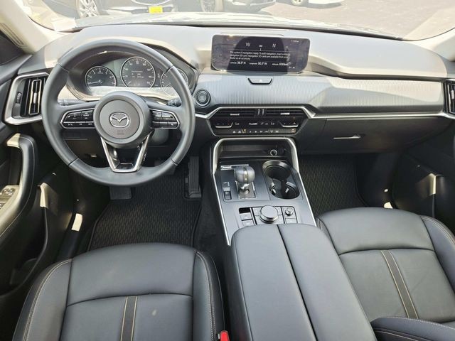 Mazda CX-90 Vehicle Full-screen Gallery Image 06