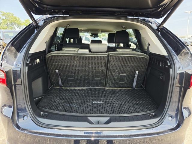 Mazda CX-90 Vehicle Full-screen Gallery Image 11