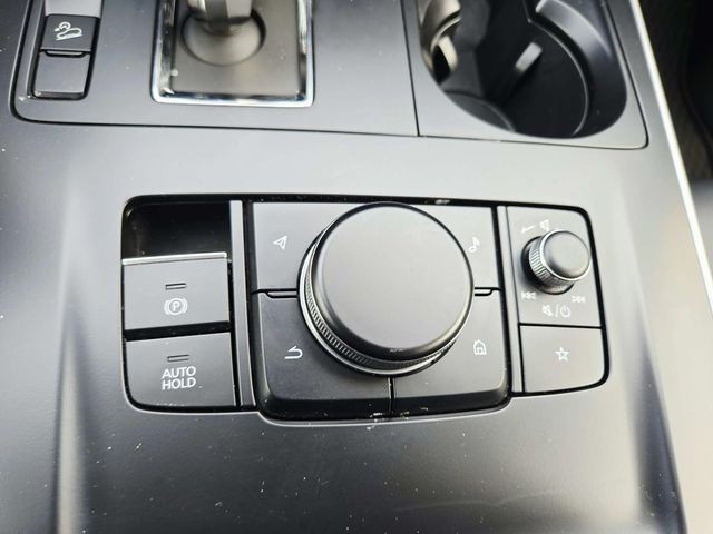 Mazda CX-90 Vehicle Full-screen Gallery Image 27
