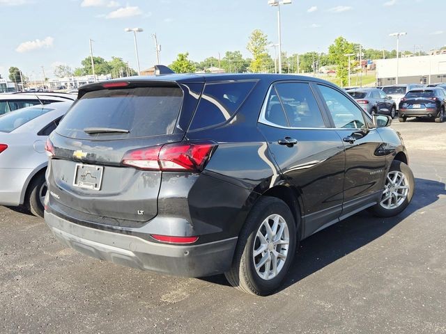 Chevrolet Equinox Vehicle Full-screen Gallery Image 03