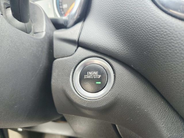 Chevrolet Equinox Vehicle Full-screen Gallery Image 20
