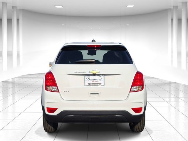 Chevrolet Trax Vehicle Full-screen Gallery Image 04