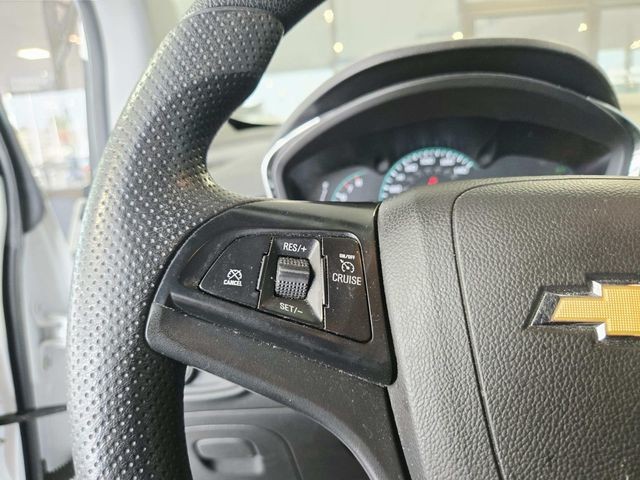 Chevrolet Trax Vehicle Full-screen Gallery Image 12