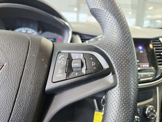 Chevrolet Trax Vehicle Full-screen Gallery Image 13