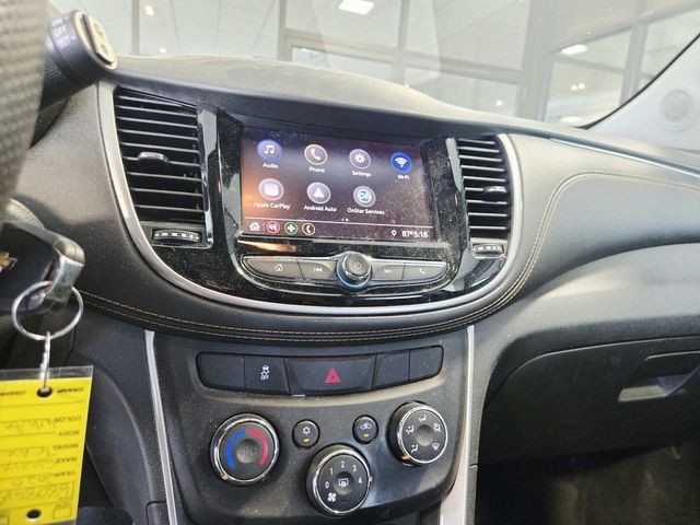 Chevrolet Trax Vehicle Full-screen Gallery Image 15