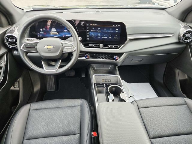 Chevrolet Equinox Vehicle Full-screen Gallery Image 06