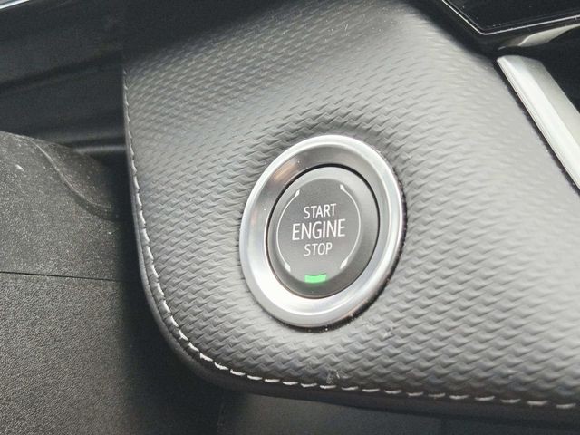 Chevrolet Equinox Vehicle Full-screen Gallery Image 23