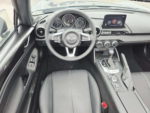 Mazda MX-5 Miata Vehicle Full-screen Gallery Image 11