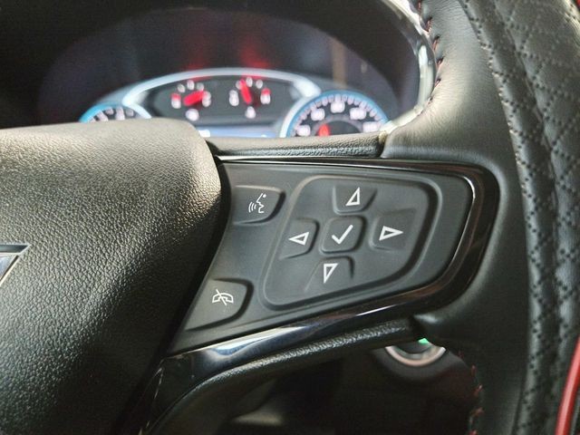 Chevrolet Equinox Vehicle Full-screen Gallery Image 17